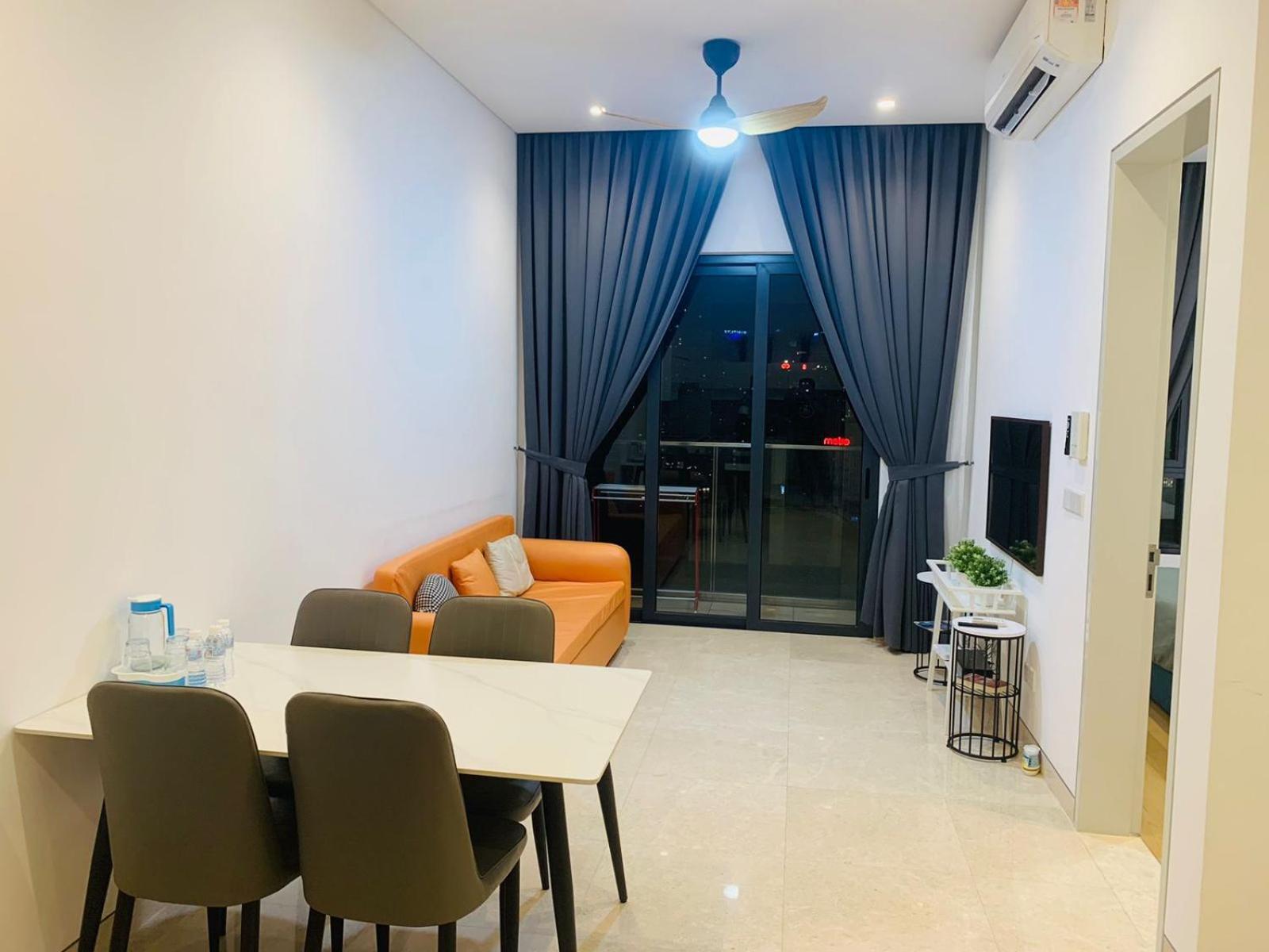 Lucentia Residence Has An Amazing Pool Куала Лумпур Екстериор снимка